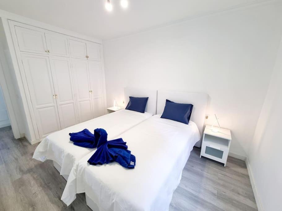 Appartamento Playa Bastian First Line Of The Sea Costa Teguise Esterno foto