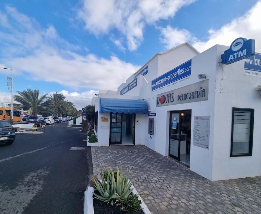 Appartamento Playa Bastian First Line Of The Sea Costa Teguise Esterno foto